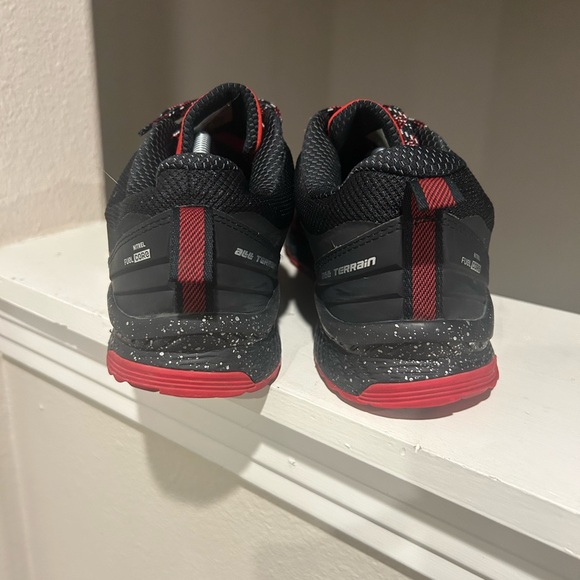 New Balance FuelCore Nitrel All Terrain Running Shoes Size 12 D Width RED BLACK - Picture 6 of 9